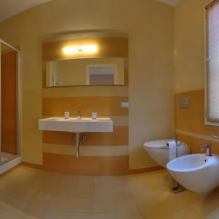 Borgo Delle Viole 4* فيلانويفا دي ألبينجا
